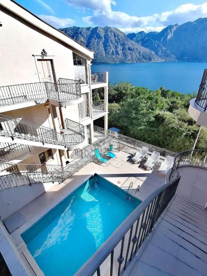 Bay Of Kotor View Apartment With Pool Prčanj Extérieur photo